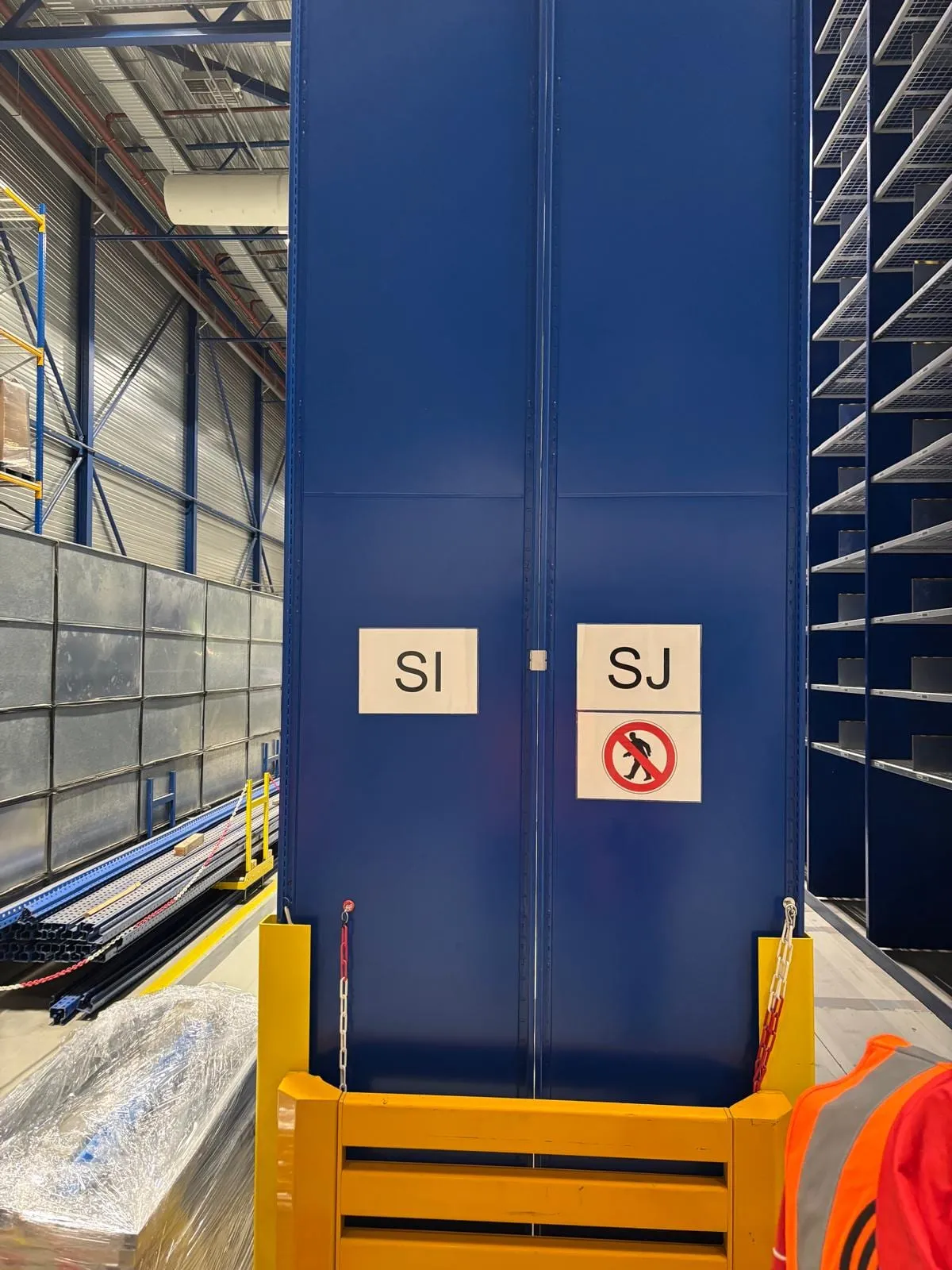 Gangmarkering SI en SJ op de kopschotten van de legbordstellingen